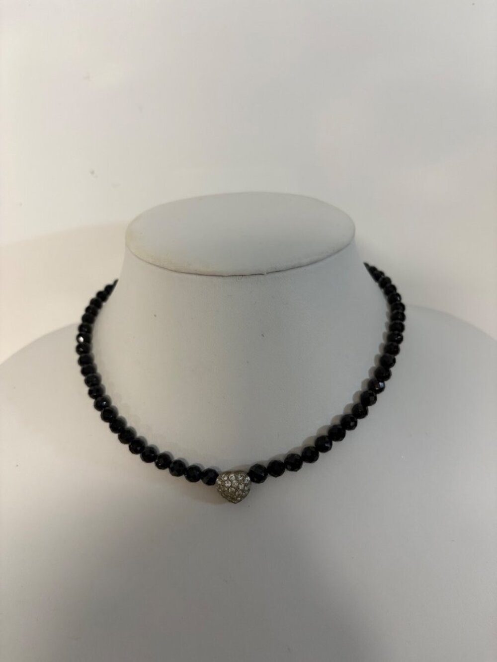 Black Faceted Bead Choker Necklace Rhinestone Encrusted Heart Pendant 16 Inch